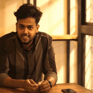 Ummante Kaaladipadilanu