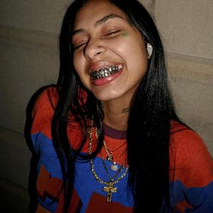 Souljas (feat. Souljasiah)