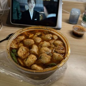 《南山夜雨》