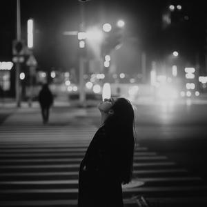 밤새 널 그리다