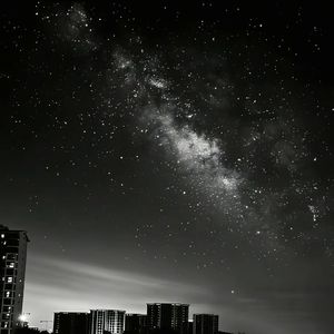 怪我这张不出众的脸