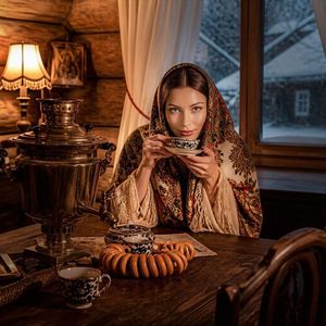 Чай с малиновым вареньем