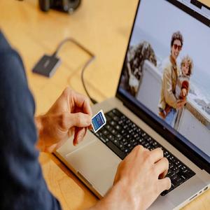 笑傲人生 (伴奏)