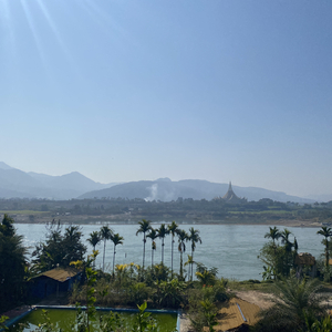 海边沙上的独听