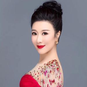 清粼粼的水来蓝莹莹的天（翻自 郭兰英）