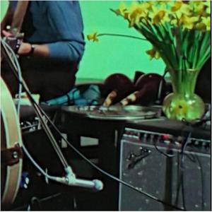 block ur number (feat. gl0wrm)