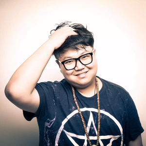 君临天下【ft. 戎一Neo】（Cover 洛天依 / 王朝）