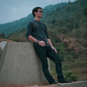 Surga Yang Kau Janjikan