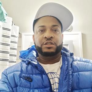 Plug Call (feat. Philly B)
