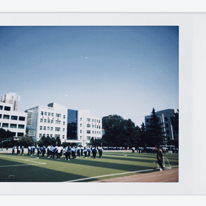 下午买瓶青梅谢了