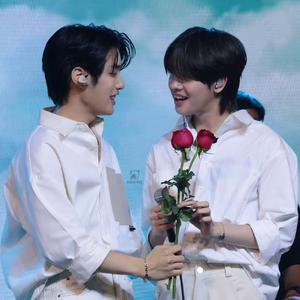 รักแท้-Firstone(独唱版）