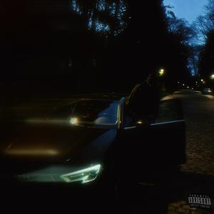 MINUIT (feat. Looma)