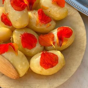 Locked Eyes (Feat. Sonny Zero)