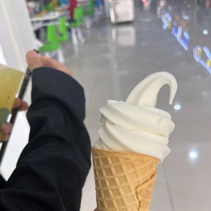 玫瑰Wine（Prod. 費奈爾蘭德）