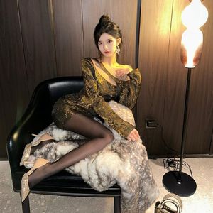 越爱越难过(DJ弹鼓版)