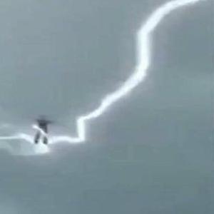 Trailer (feat. Eryxse)