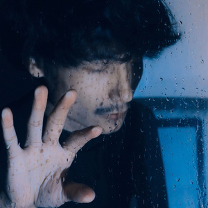 蓝色晚风里的阿玛菲无花果香