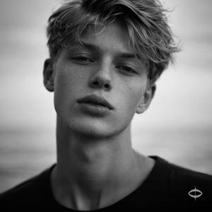 Love Is Gentle, Then Gone (feat. Simon Lint)