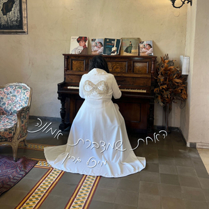 האחת שמדברת אמונה