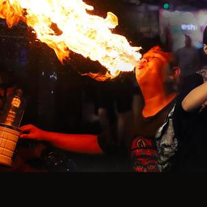 Ngụm dầu cháy đỏ tuổi thơ