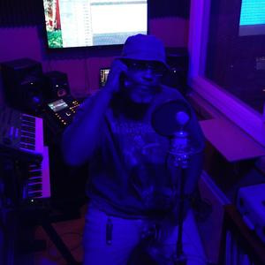 Lock In (feat. Holliday)