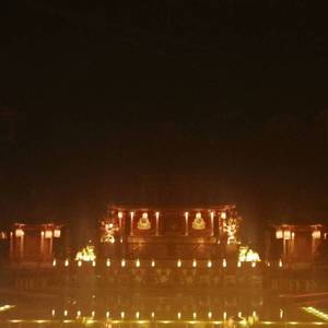 长太息以掩涕兮