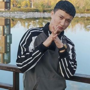 Muhabbat (AI 版）