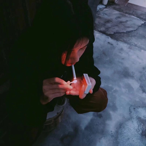 给我 一杯 忘情水～