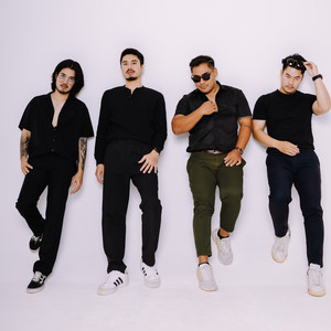 คนที่ต้องร้องไห้ มันต้องเป็นฉัน