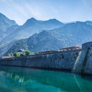 钢琴音符跃动的旅行Vlog之活力乐章