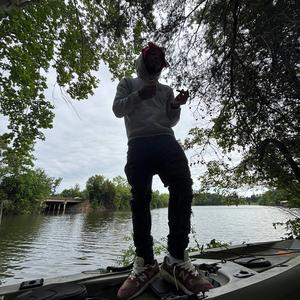 D rose (feat. Fonics)