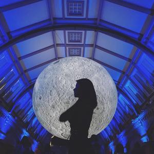 Dear Moon (feat. Sylvie)