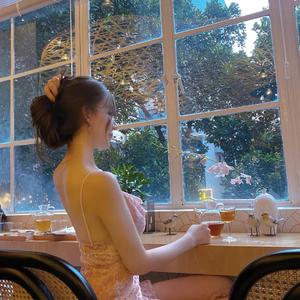 《醉仙美》：痴鱼静湖