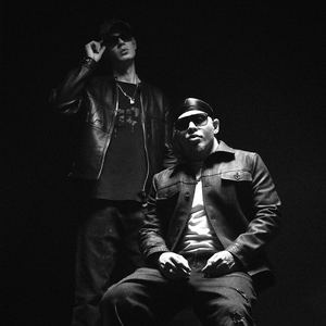 Koukussa (feat. Axel Kala)