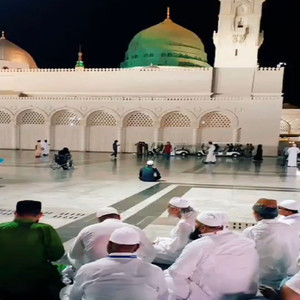 Yasrab Ka Basayya Aaya Hai