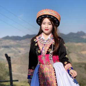 Lub Ncauj Lam Tiag Tso los Lub siab tseem hlub