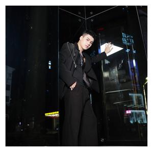 Em Sẽ Là Người Ra Đi