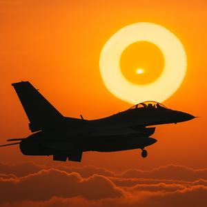 F16 ไข่ดาวพุ่งหลาวลงมาจากฟ้า