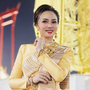 เทิดทูนพระคุณครู