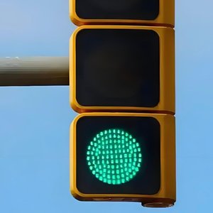 纸飞机与老夏天