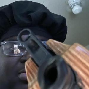 u a snoozer i be geekin wit my snot noze (feat. 7300)