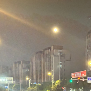 夏夜最后的烟火