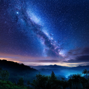 Silencio Del Anochecer Profundo