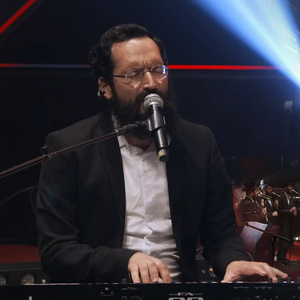 יוסף ניגון - הופעה