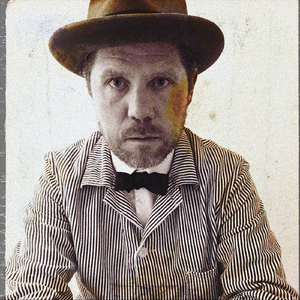 These Strings of the Old Guitar