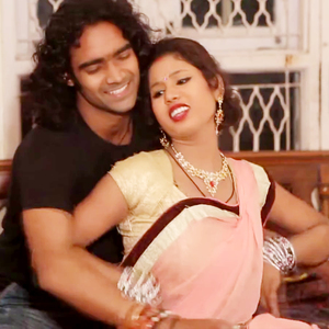 Choliya Me Haath Seke Dehab Na (Bhojpuri Romantic Song)