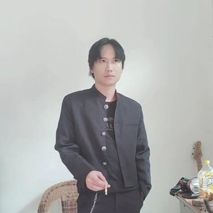 舞男再现.wav 伴奏