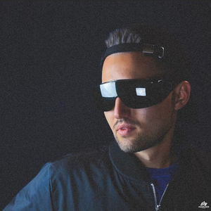 Мир против тебя