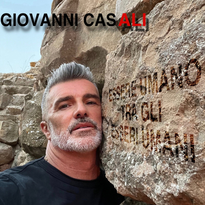 ESSERE UMANO TRA GLI ESSERI UMANI