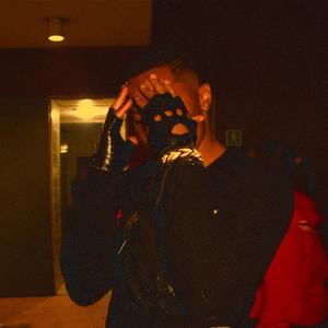 El moose away (feat. Hosiyamin)